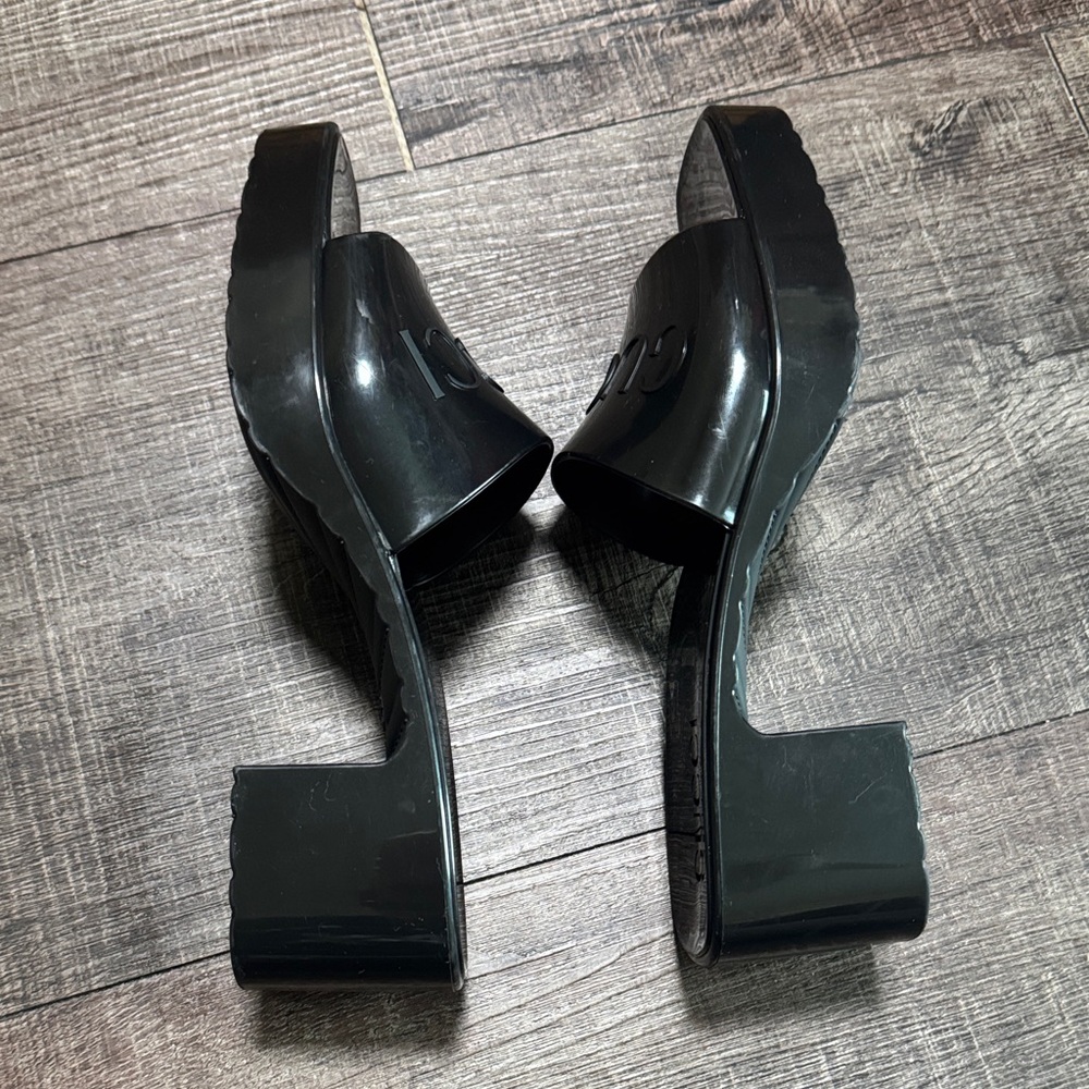 Gucci Glossy Black Women's Sandals - Picture 4 of 11